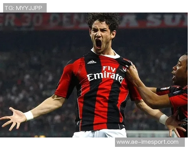 帕夫洛维奇伤愈复出重返米兰合练眉骨缝合9针的他状态回暖