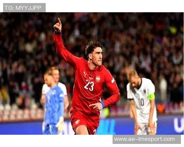 维埃里：图多尔应始终信任弗拉霍维奇作为首发前锋