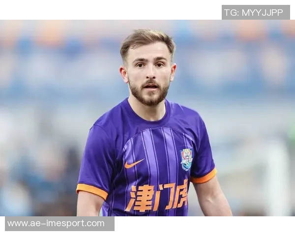 斯卢茨基谈比赛双方实力接近外援内援进球都令我欣喜