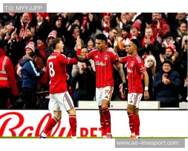 天空体育最新预测:阿森纳小胜利物浦曼城力克布莱顿曼联与切尔西握手言和 天空体育最新预测:阿森纳小胜利物浦曼城力克布莱顿曼联与切尔西握手言和