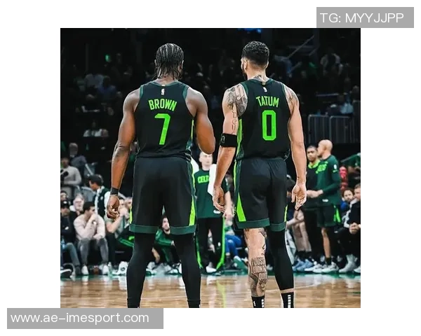 东里连中高难度三分引发热议字母哥直言对手实力不容小觑